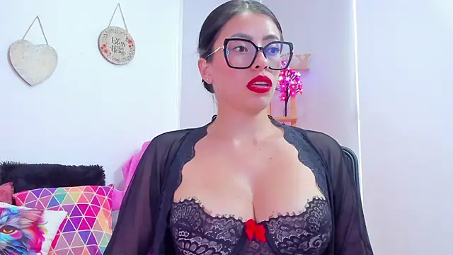 EmillySanders online show from January 13, 2026, 9:20 pm