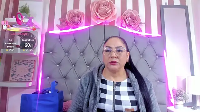 Gina Myers online show from October 30, 2025, 12:17 pm