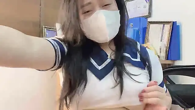 Bamboo Swetie online show from February 23, 2025, 6:01 pm