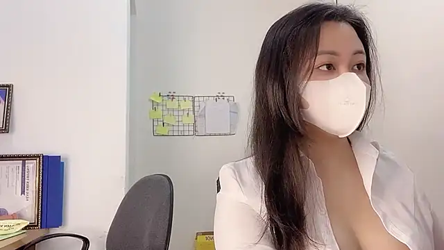 Bamboo Swetie online show from March 12, 2025, 3:07 pm