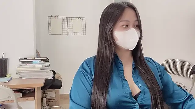 Bamboo Swetie online show from September 17, 2025, 12:07 pm