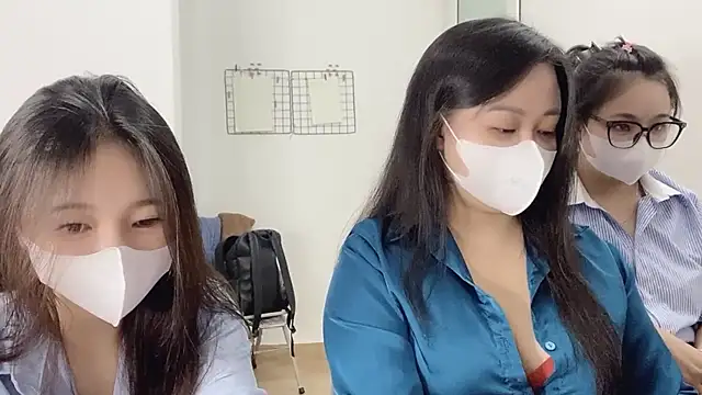 Bamboo Swetie online show from December 3, 2025, 2:59 pm