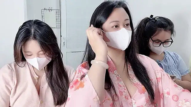 Bamboo Swetie online show from February 3, 2026, 3:50 pm