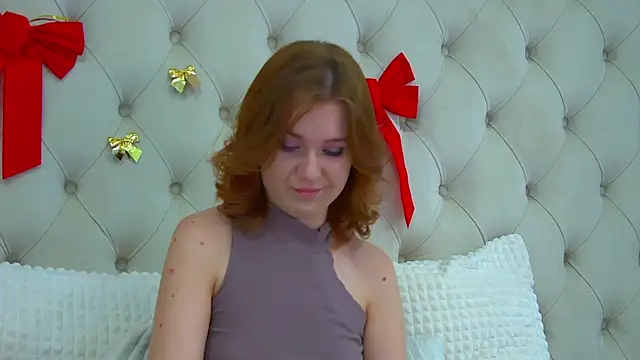 LessySmith online show from January 6, 2025, 8:28 pm