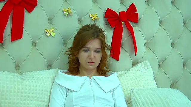 LessySmith online show from January 8, 2025, 2:25 am