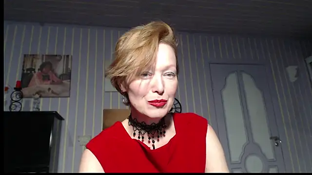 Marquise555 online show from December 3, 2025, 5:55 pm