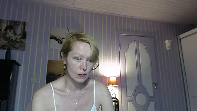 Snapshot of Marquise555 chatting on May 20, 2026, 5:19 pm Marquise555 online show from May 20, 2026, 5:19 pm