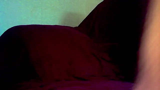 Snapshot of Deckard_Webb1_ chatting on January 4, 2025, 4:32 pm Deckard Webb1 online show from January 4, 2025, 4:32 pm