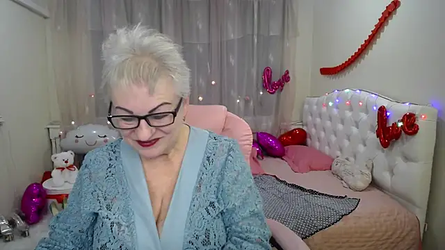 KayleSmoll online show from March 1, 2025, 4:58 am