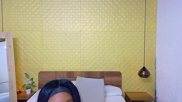 Shamiraa moore online show from February 5, 2026, 6:56 pm