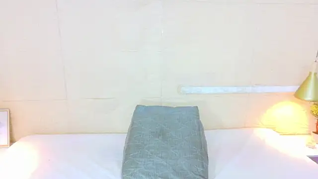 Shamiraa moore online show from April 11, 2026, 6:01 pm