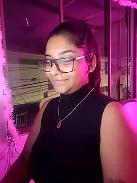 Sofythom1 online show from January 2, 2025, 11:27 pm