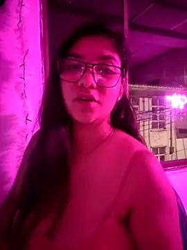 Sofythom1 online show from March 4, 2025, 3:55 am