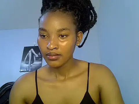 cute-alexis online show from April 29, 2026, 8:29 am