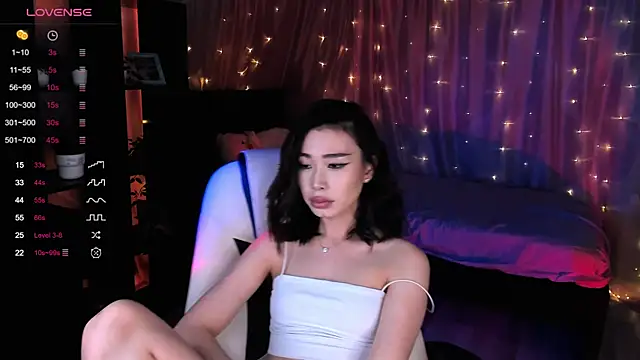 sensualily online show from December 26, 2024, 9:37 pm