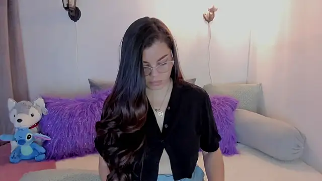 CherryBlossomm  online show from February 23, 2025, 2:07 am