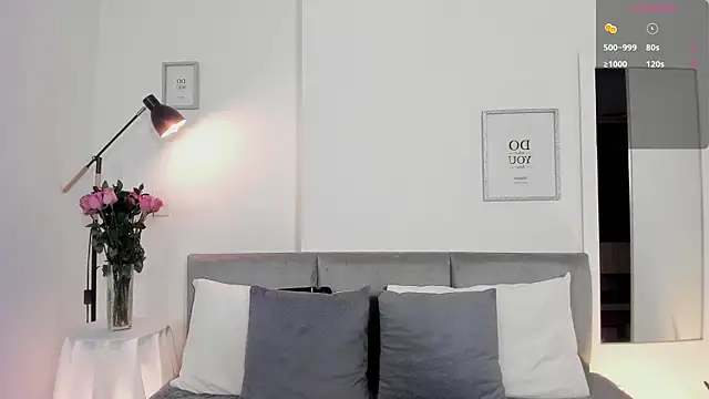 Hannaos online show from November 21, 2025, 10:47 am