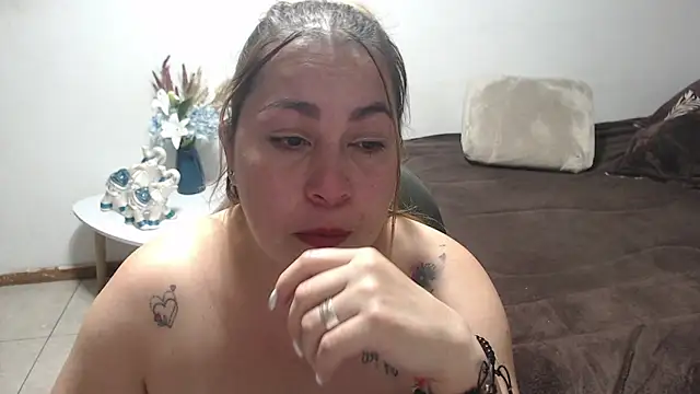 Anny88  online show from November 29, 2025, 11:41 pm