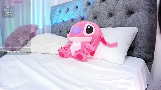 abbyfoxx  online show from February 4, 2025, 1:06 pm