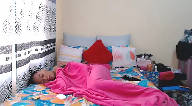 Kylie Hairy Bbc online show from January 30, 2025, 8:01 am