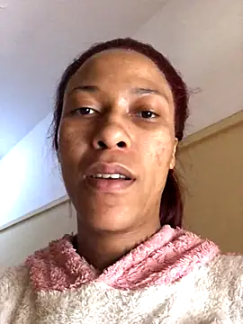 Kylie Hairy Bbc online show from November 25, 2025, 1:22 pm