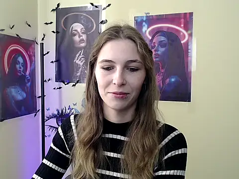 StrangerGi online show from October 4, 2025, 6:11 am