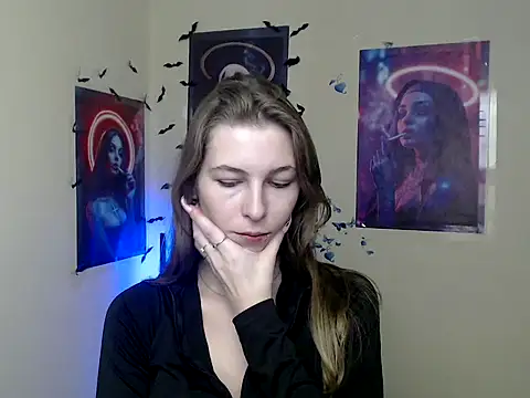 StrangerGi online show from December 4, 2025, 6:55 am