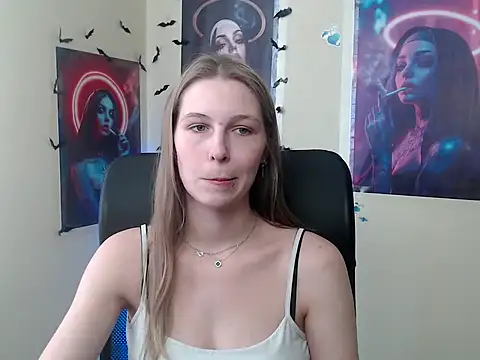 Snapshot of StrangerGi chatting on May 11, 2026, 11:49 am StrangerGi online show from May 11, 2026, 11:49 am