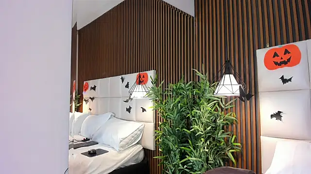 CailynBrowm online show from November 2, 2025, 4:48 am