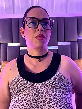 talivega online show from November 3, 2025, 8:43 pm