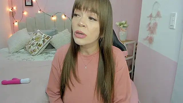 emilyharrix online show from March 3, 2026, 9:31 pm