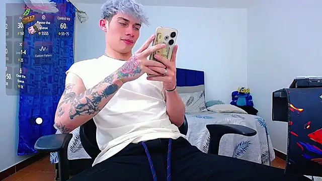 Snapshot of thiagomurphyy chatting on January 8, 2025, 4:23 am thiagomurphyy online show from January 8, 2025, 4:23 am