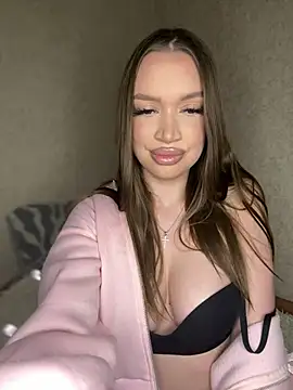 bunnyrich online show from April 25, 2026, 8:28 pm
