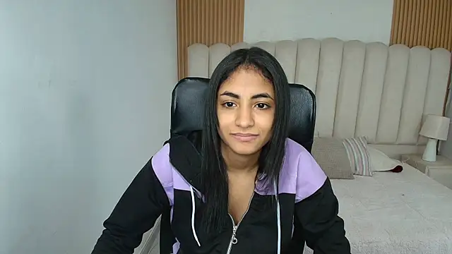 shaneelle online show from April 2, 2026, 3:04 am