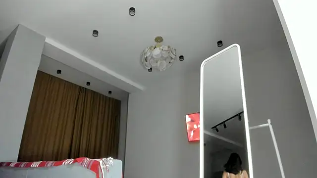 Yukisans online show from December 22, 2024, 3:44 pm