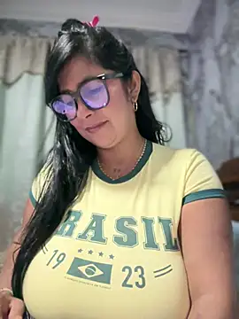 Snapshot of Saorii_kiido chatting on February 4, 2025, 1:56 am Saorii kiido online show from February 4, 2025, 1:56 am