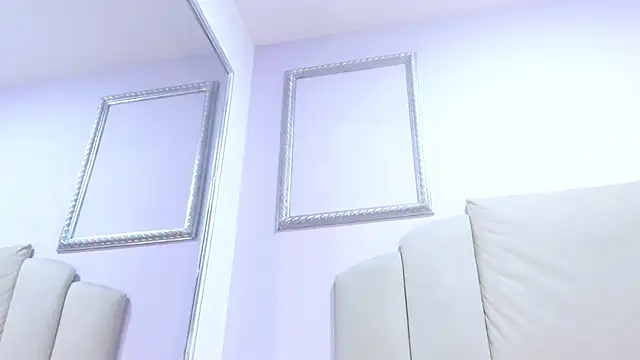 Grettel-ramirez online show from April 21, 2026, 1:42 am