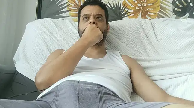 HornyBeachBoyBR online show from March 18, 2025, 2:37 pm