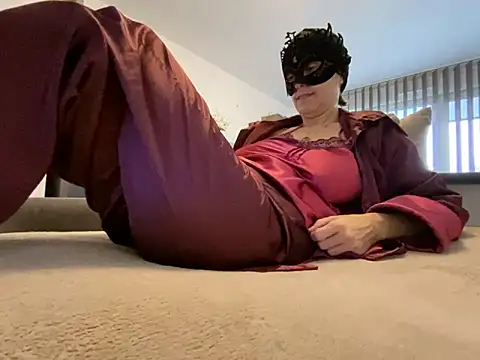 Marilou1983 online show from February 1, 2025, 2:02 pm