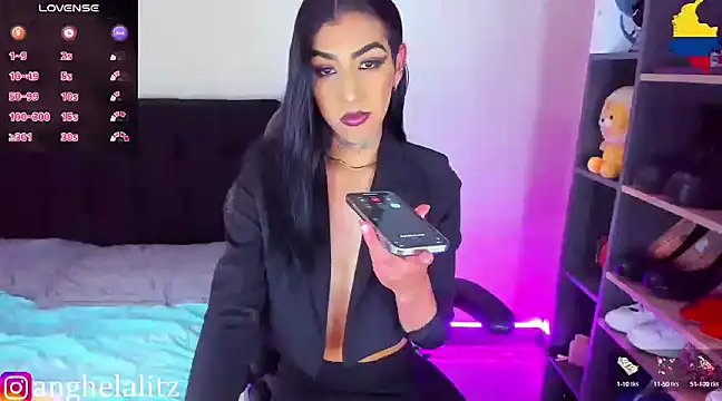 litz81 online show from February 7, 2025, 9:48 pm