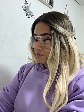 Sweet  Nurse1 online show from October 26, 2025, 6:03 pm