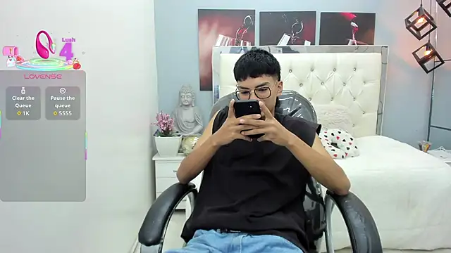 Noha scott online show from September 23, 2025, 10:57 pm