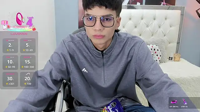 Noha scott online show from April 22, 2026, 10:33 pm