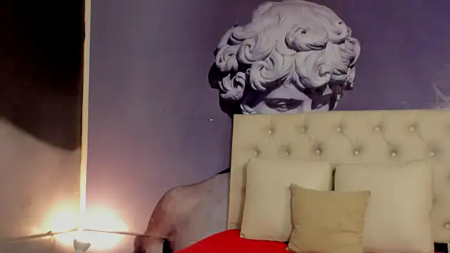 Snapshot of lola_red95 chatting on December 13, 2024, 2:49 pm lola red95 online show from December 13, 2024, 2:49 pm