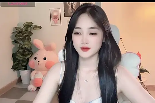  Aimy  online show from November 13, 2025, 5:45 pm