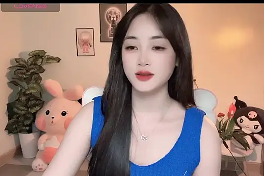  Aimy  online show from December 4, 2025, 6:16 pm