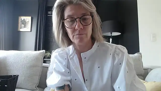 godinflower online show from September 22, 2025, 12:29 pm