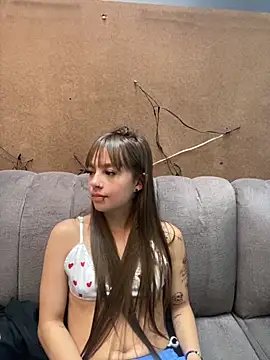 AmmyJones  online show from October 1, 2025, 6:25 pm