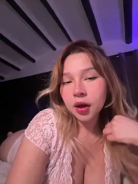 -SofiaCastillo- online show from October 4, 2025, 5:05 am