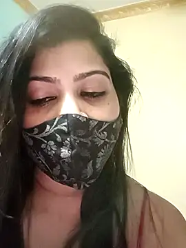 SANAYA ROY online show from April 16, 2026, 9:39 pm